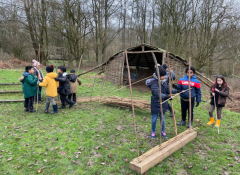 y4-building-shelter